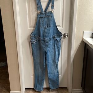 Isabel maternity overalls